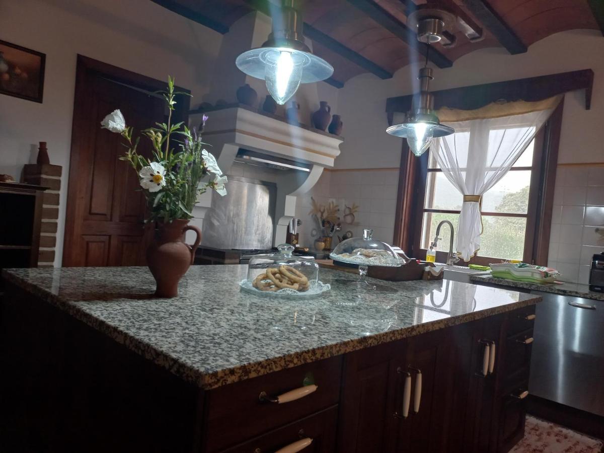 Villa Aproveite O Sabor Do Alentejo Vila Verde de Ficalho Esterno foto